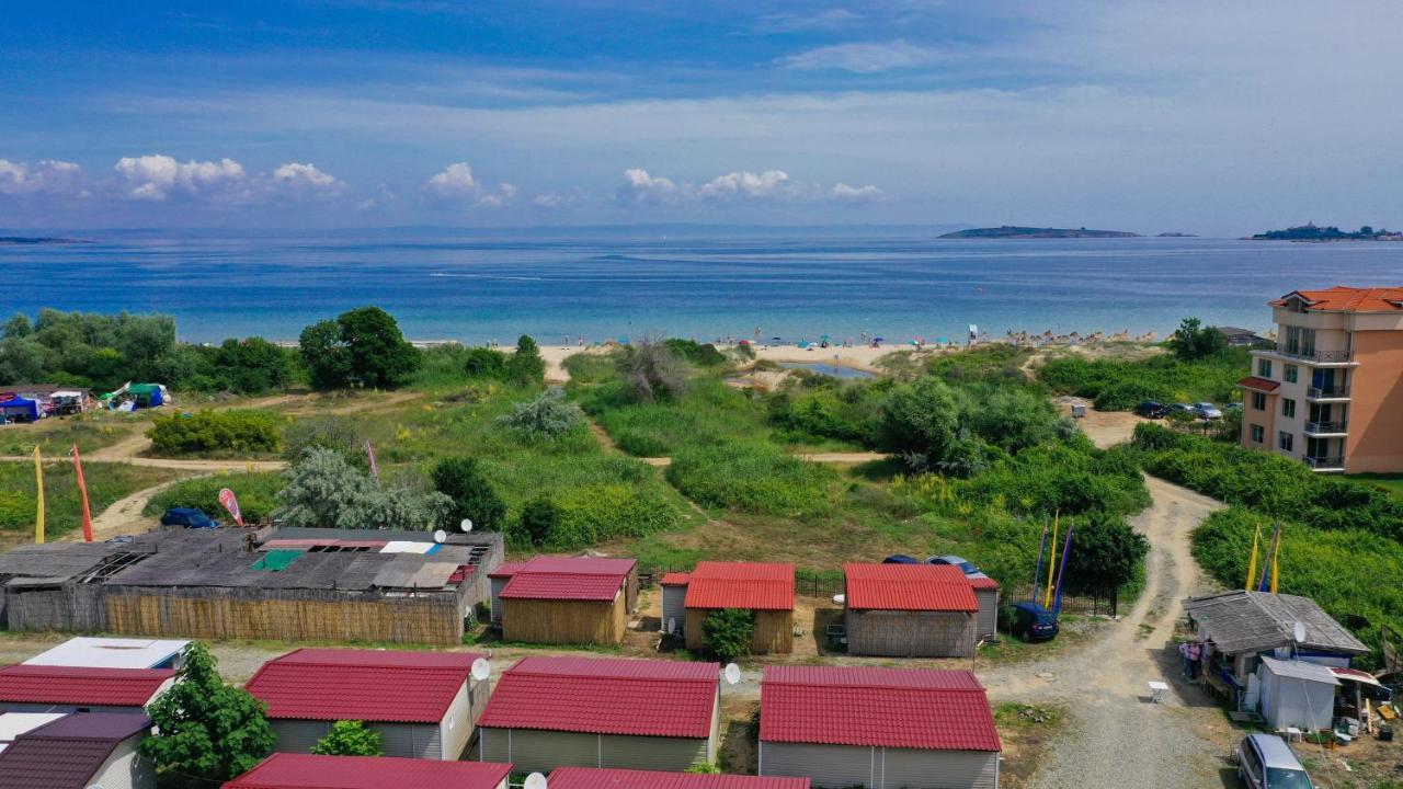 Karavani Na Plaj Zlatna Ribka Sozopol Hotel Buitenkant foto